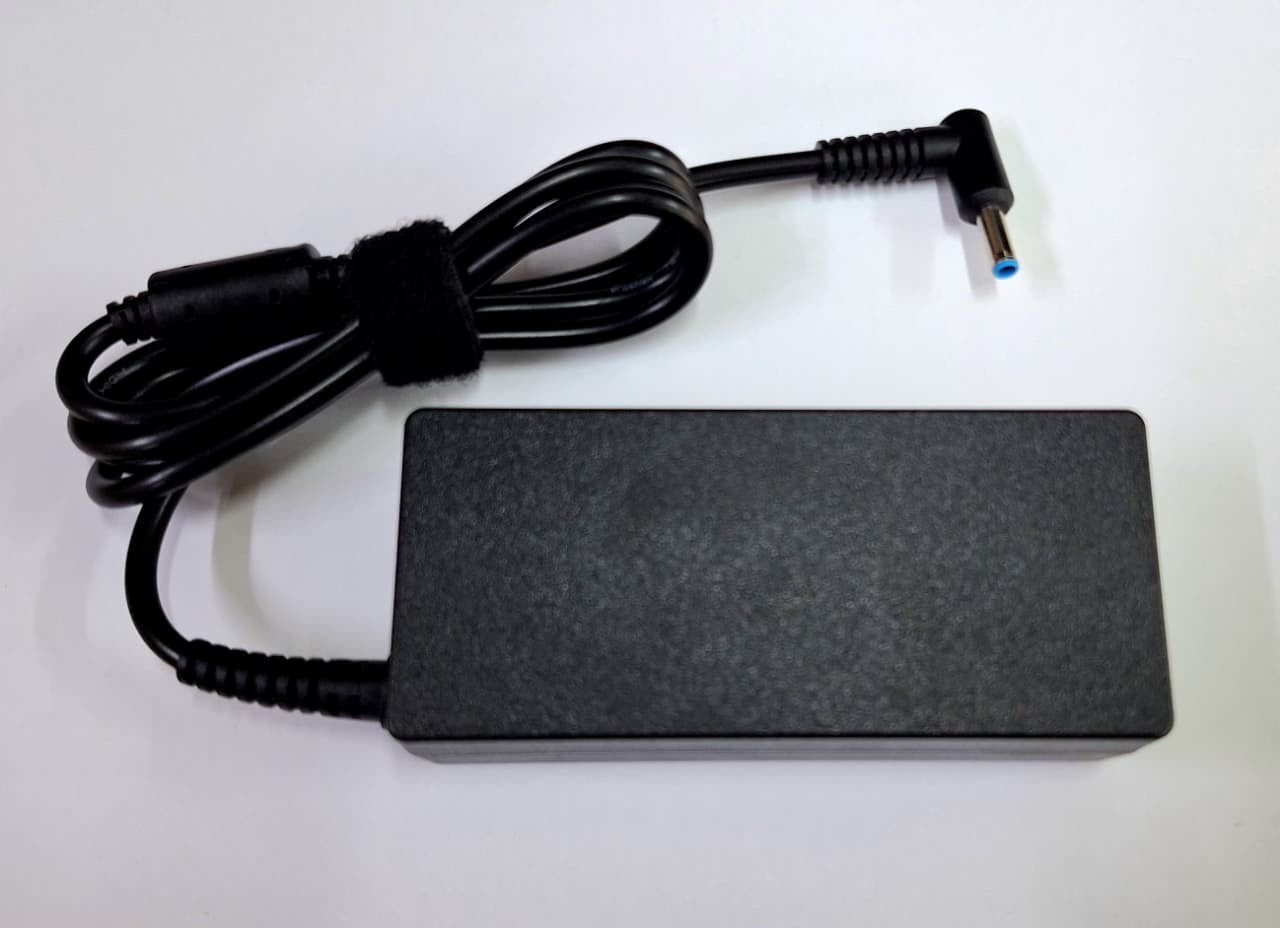 CARGADOR HOMOLOGADO HP COMPAQ 45W / 19.5V / 2.31A / 3.0 X 4.5 MM PUNTA AZUL