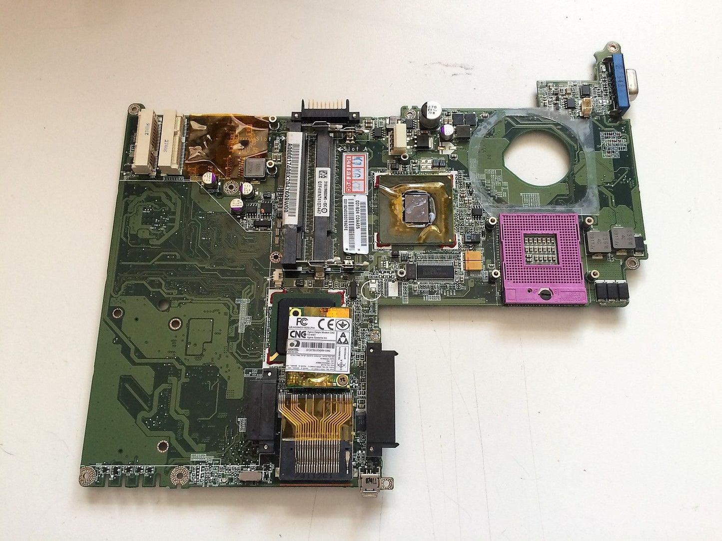 TARJETA MADRE TOSHIBA U300-10M  DABU1MB16E0REV INTEL