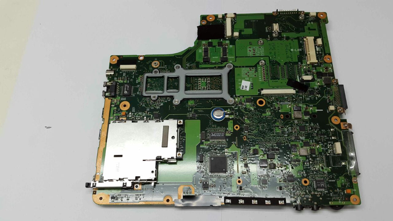 TARJETA MADRE TOSHIBA SATELLITE A215 A210 AMD V000108790