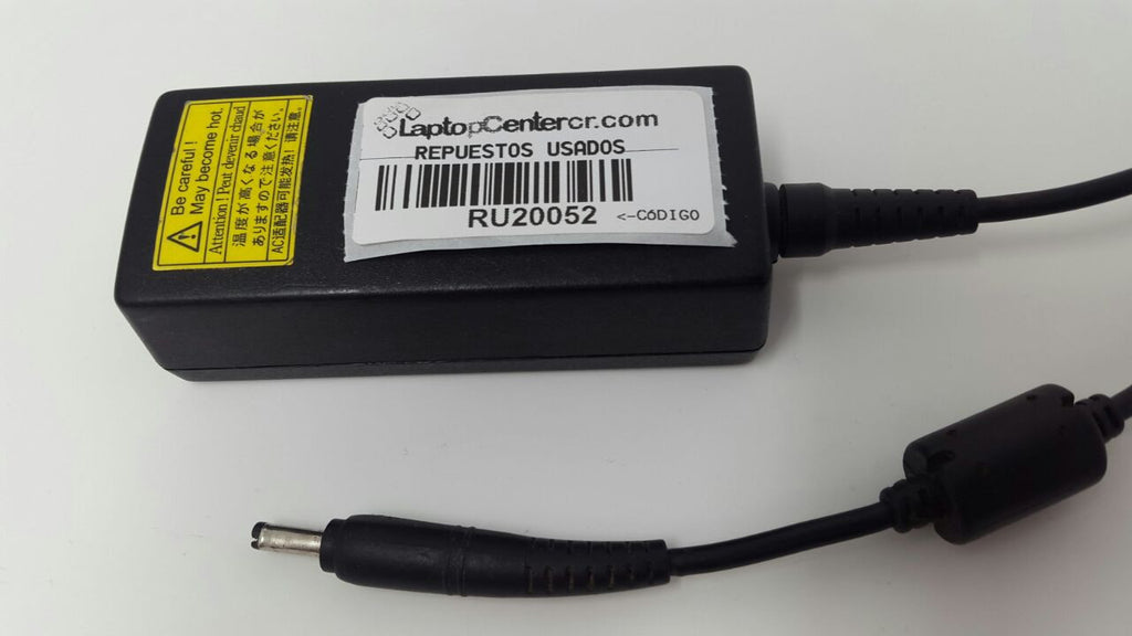 Adaptateur Secteur 19V 1.58A Pour Toshiba - Connecteur 4.0mm X 1.7mm - Neuf Générique
