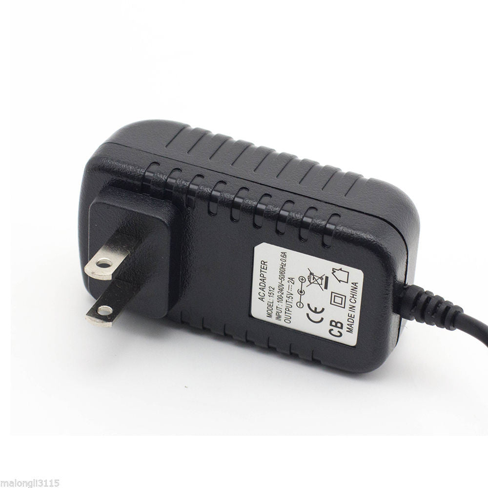 CARGADOR GENERICO PARA TABLET 5V / 2.5A / 2.5 MM X 0.7MM