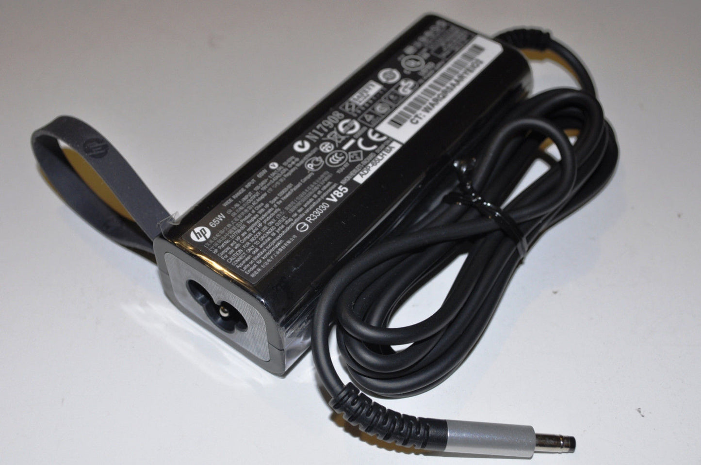 CARGADOR HP COMPAQ ORIGINAL 65W / 19V / 3.42A / 3.0 x 1.7MM ESPIGA ENVY SPECTRE ULTRABOOK 535629-001