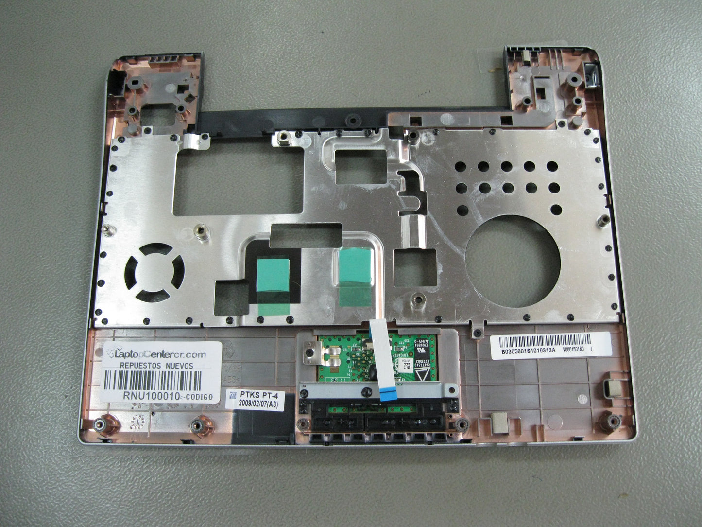 PALMREST TOSHIBA COBERTOR SUPERIOR NB100 V000150160 CON TOUCHPAD