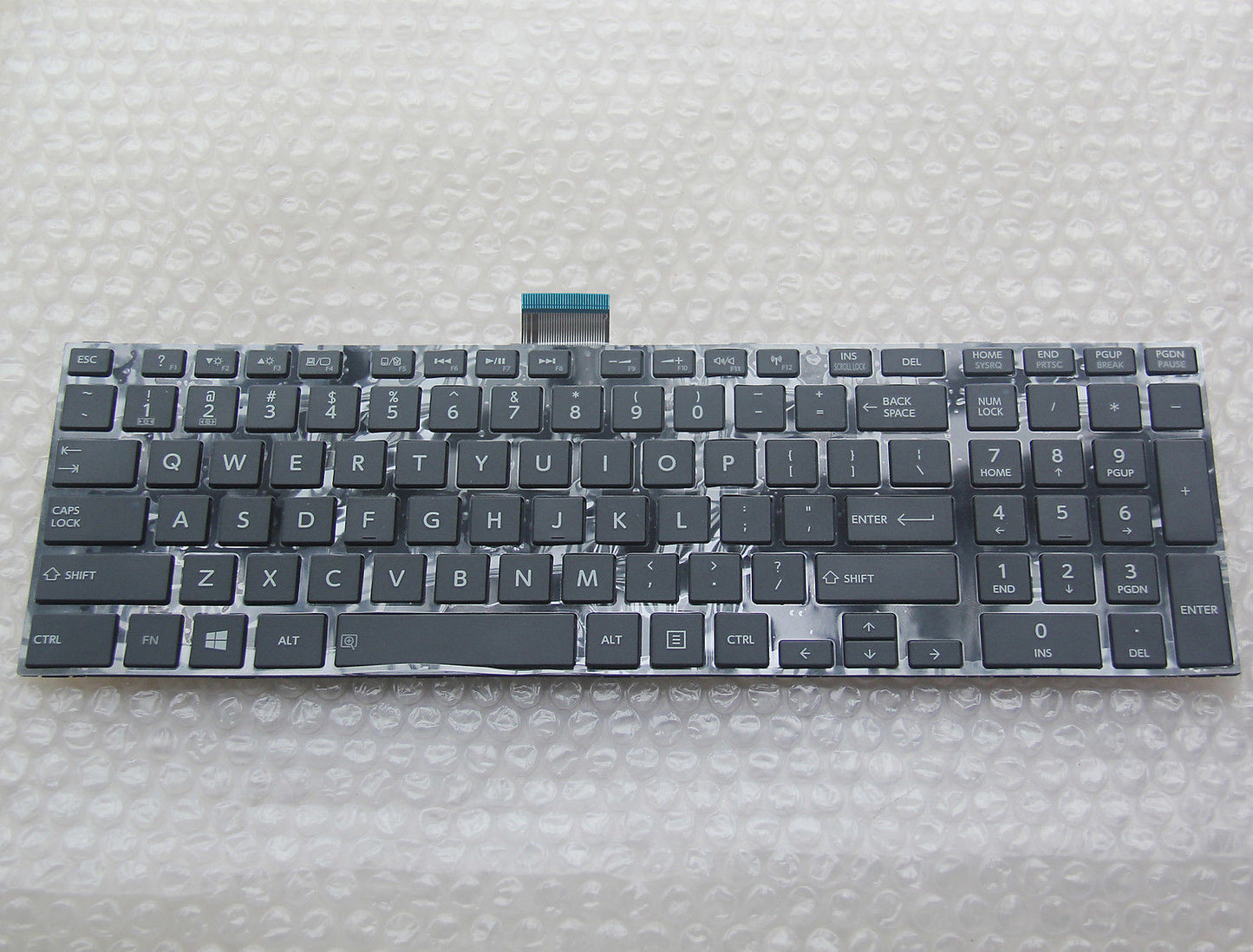 TECLADO TOSHIBA S50 S50 S55 L50 L70 S70 S55-A S55D S55D-A S55T-A S55T NEGRO LISO